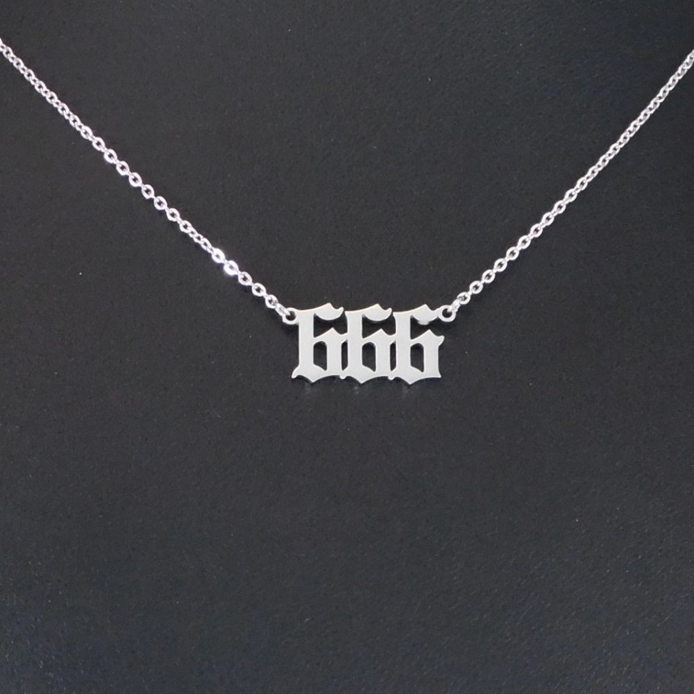 Angel Number Necklace "666" - Positive Energy